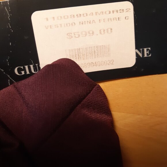 Beautiful Purple Sleeveless lined Dress with accented neck Size 9 - Picture 6 of 7